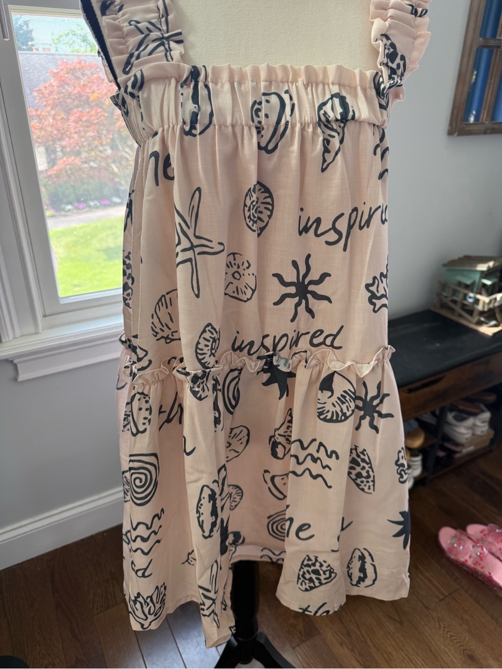 Umgee Beige Mini Dress with Navy Shell Print Vacation Pattern Lined Sz Med BNWT - Picture 3 of 11